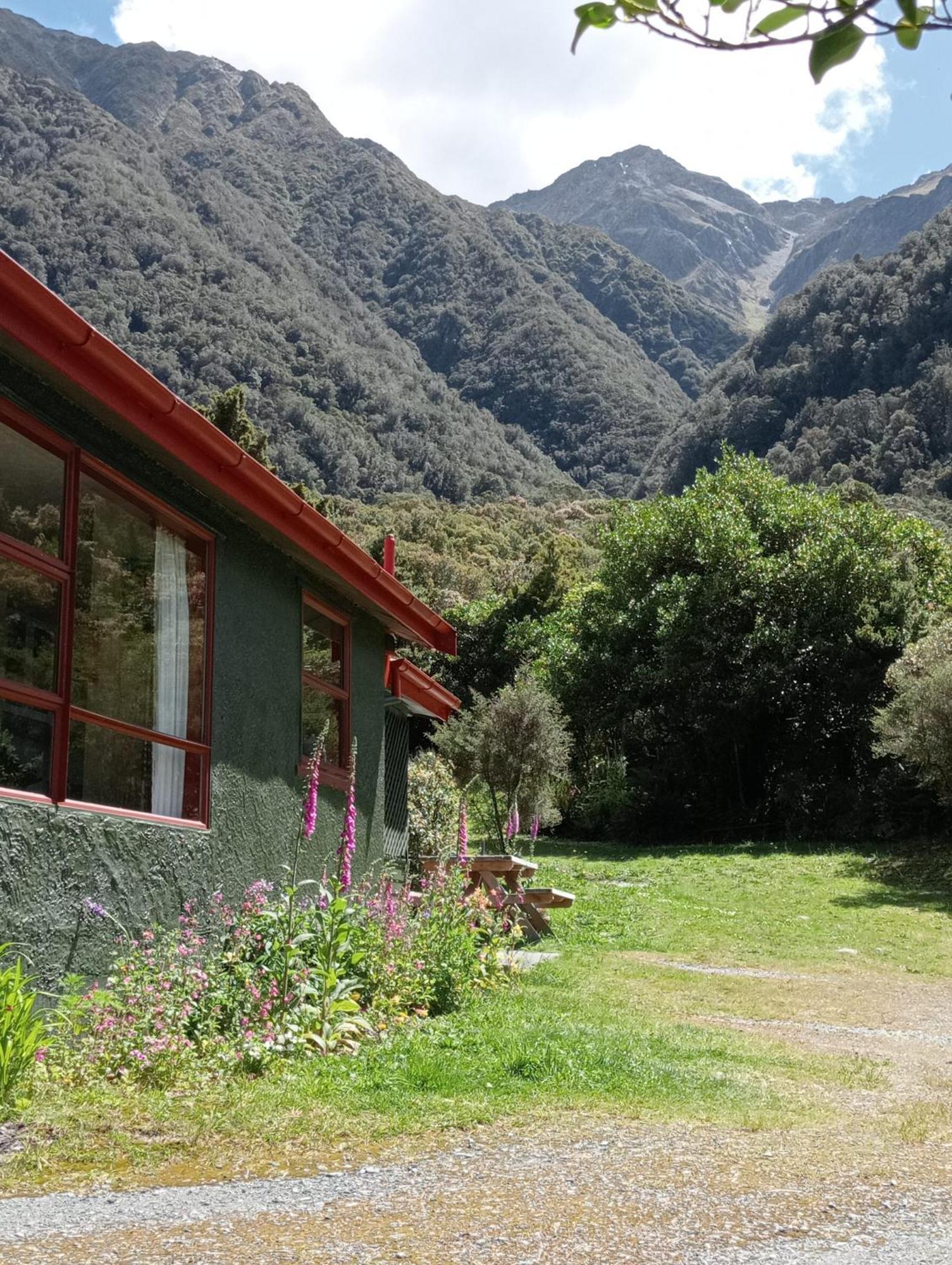 Rata Lodge Accommodation Otira Екстер'єр фото